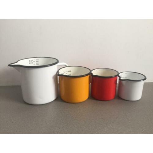 Div Brocante Emaille Maatbekers 0,5 - 2,0L