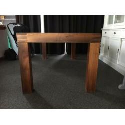 Massief houten eettafel walnoten geolied