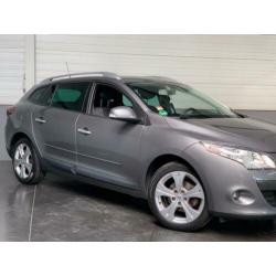 Renault Mégane 1.4 TCe Parisienne Airco//LM-Velgen//PDC acht