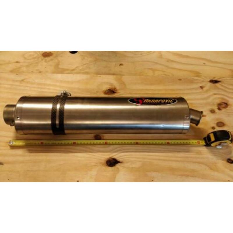 Originele titanium Akrapovic slip-on demper