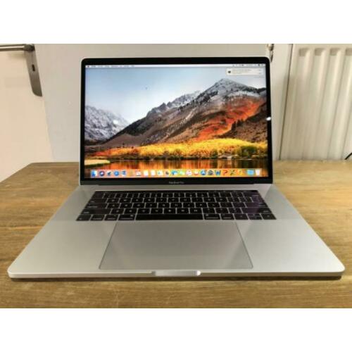 Macbook Pro 15'' Touchbar 2.9Ghz i7 16GB 512GB 2017 2018