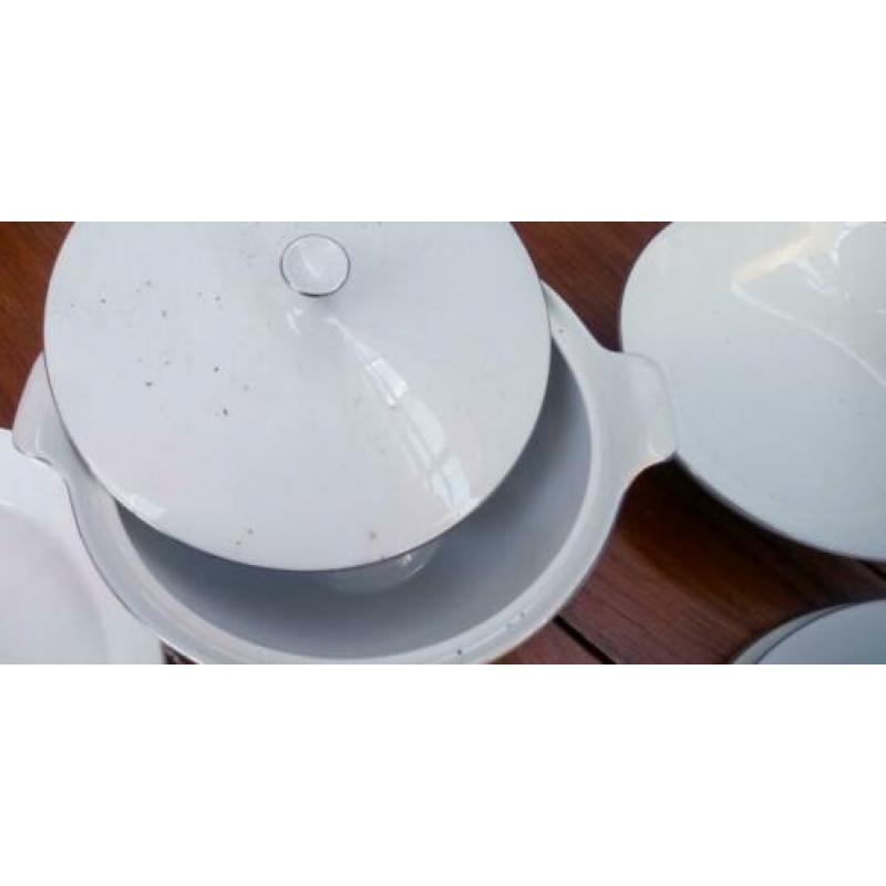 Vintage Percelein servies met zilveren rand 12 delig