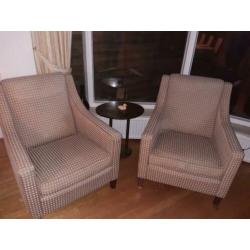 2 fauteuils van het merk Dirks. Degelijke kwaliteit stoelen.