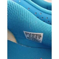 Adidas maat 42 2/3 sala zaalvoetbal schoen