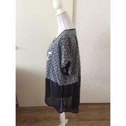 450. Ms Mode Top Grijs/Zwart ZGAN maat 50