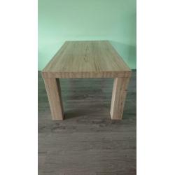 Licht eiken eettafel Mick