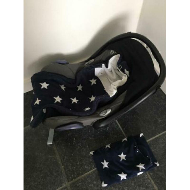 Maxi cosi cabriofix incl accesoires