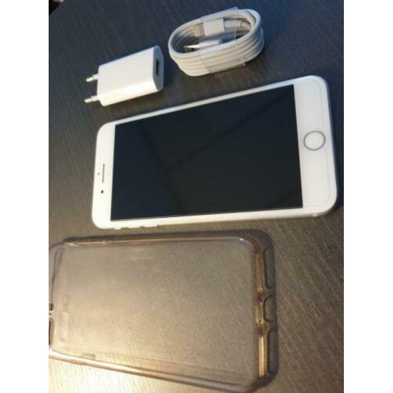 Iphone 7 plus met hoesje lader screenprotector 32gb