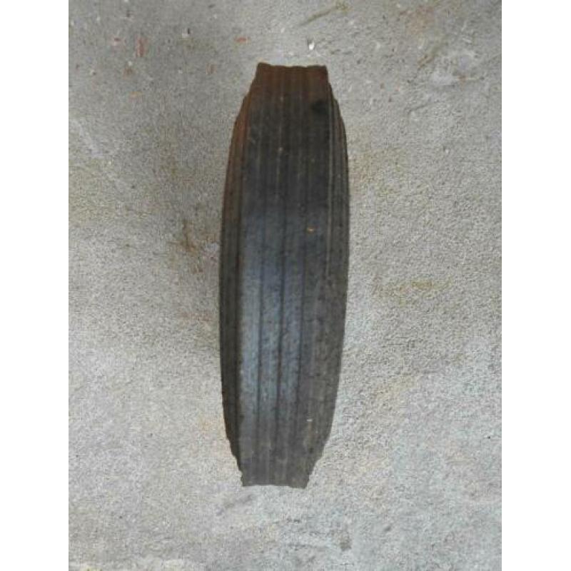 Partij met gebruikte rubber wielen, 200x50 en 245x40