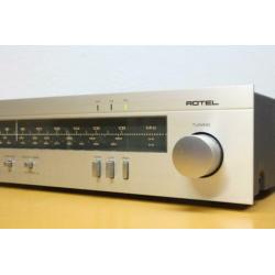 Rotel RT-500L tuner in goede staat verkerend.