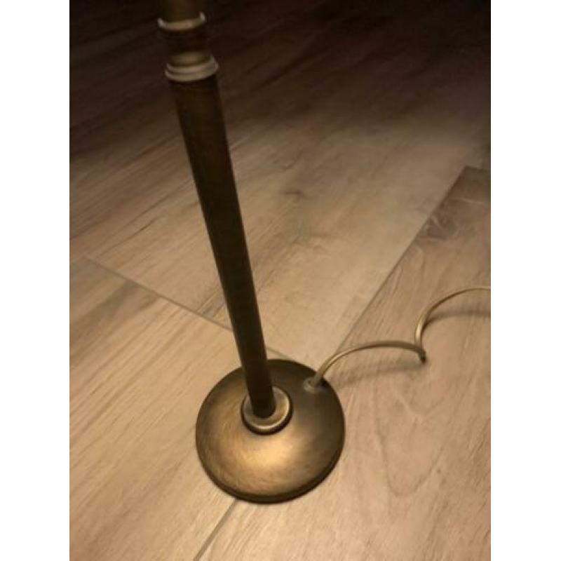tafellamp met messing voet