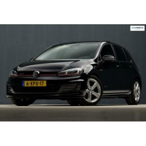 Volkswagen Golf 2.0 TSI GTI Automaat (SCHUIFDAK, NAVIGATIE,