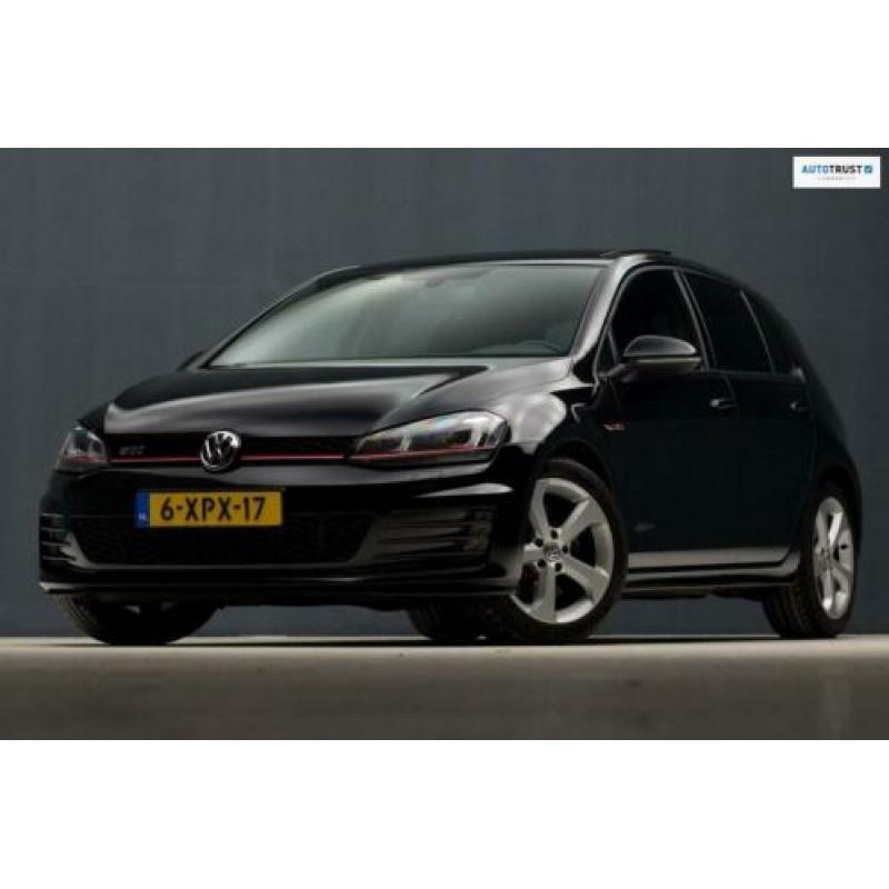 Volkswagen Golf 2.0 TSI GTI Automaat (SCHUIFDAK, NAVIGATIE,