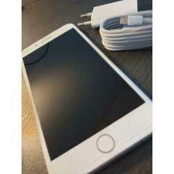Iphone 7 plus met hoesje lader screenprotector 32gb