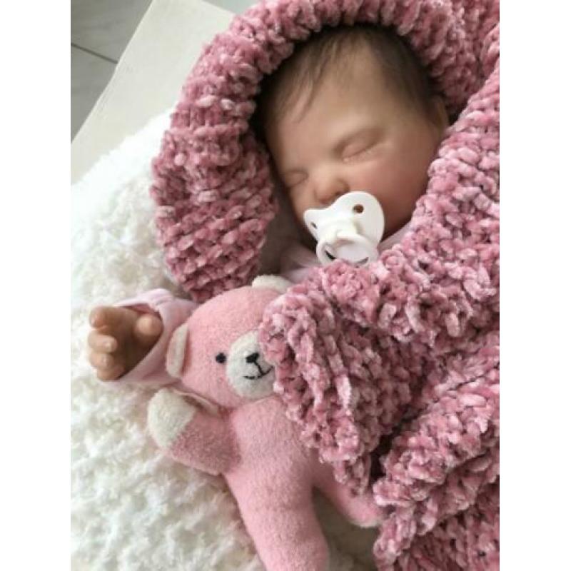 Prachtige pasgeboren reborn baby