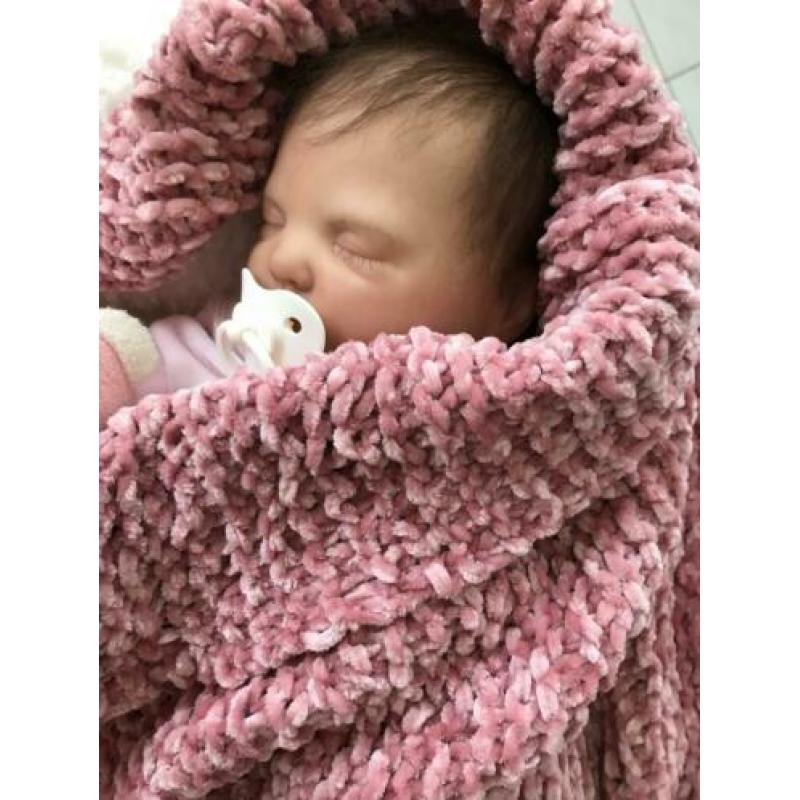 Prachtige pasgeboren reborn baby