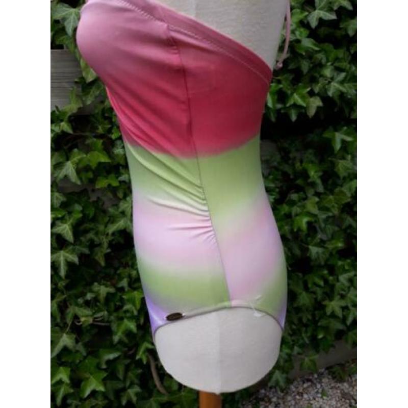 Badpak mt 40 B van Furstenberg in pastelkleuren. nieuw Mooie