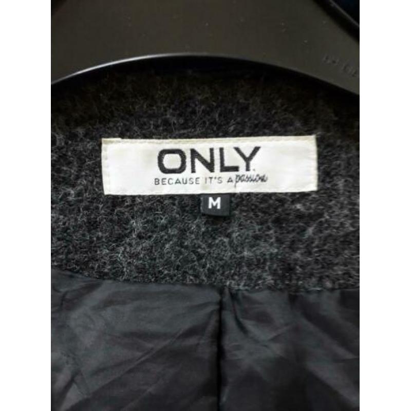 Only leuke grijze mantel in maat M