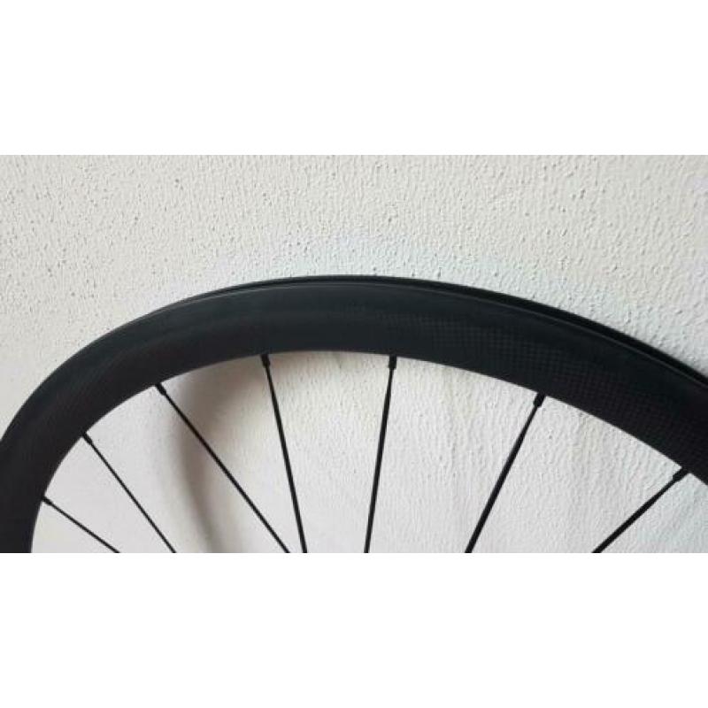 Carbon wielset 38mm h / 23mm b - Nieuw! - Powerway R13 hub