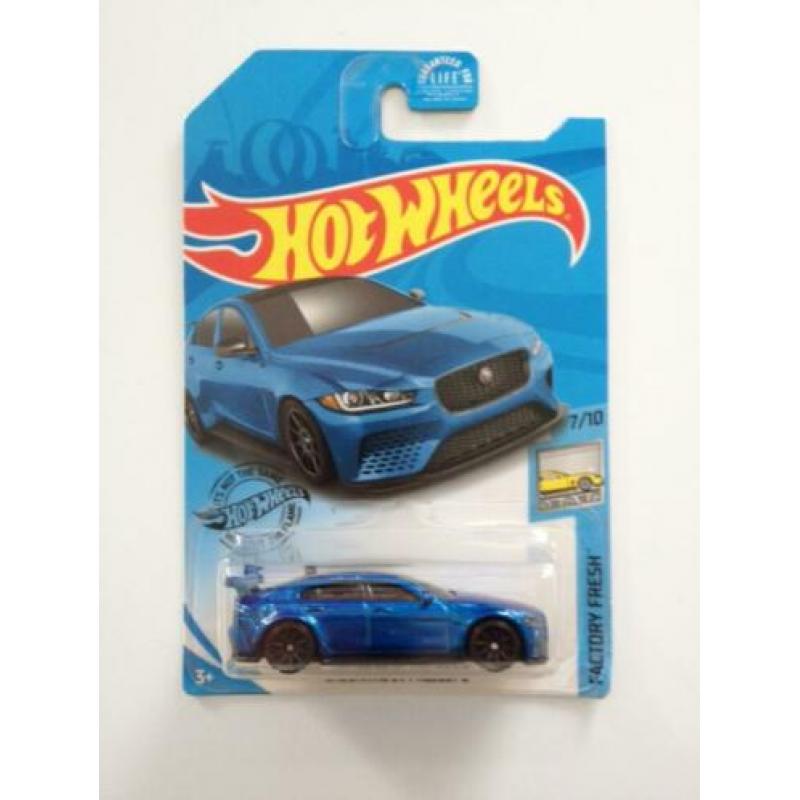 Hot Wheels Jaguar XE SV Project 8 (GameStop Exclusive)