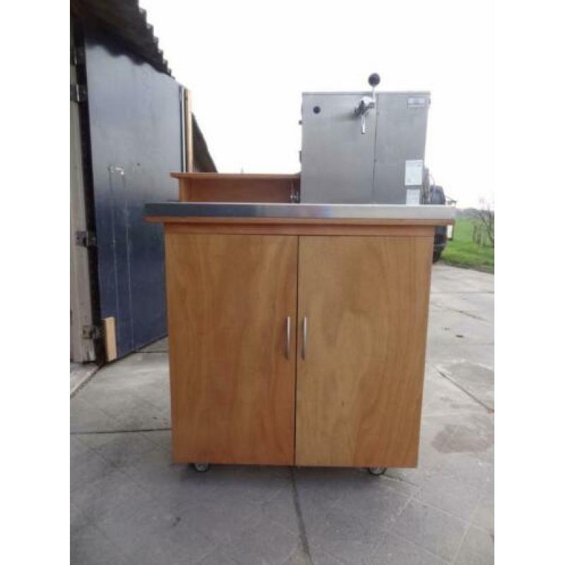 tap met bar