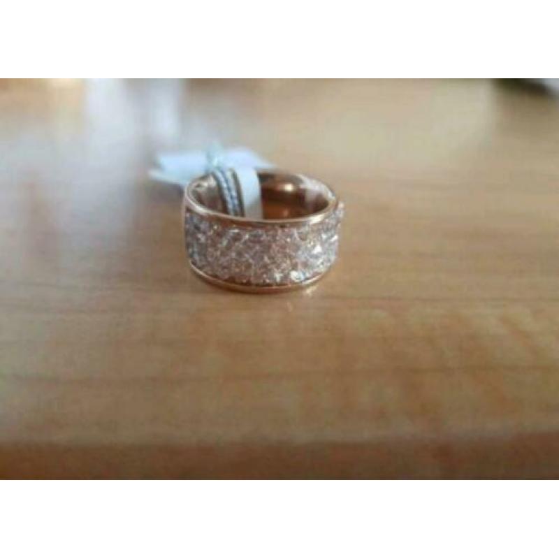 S. Oliver rosé kleurige ring