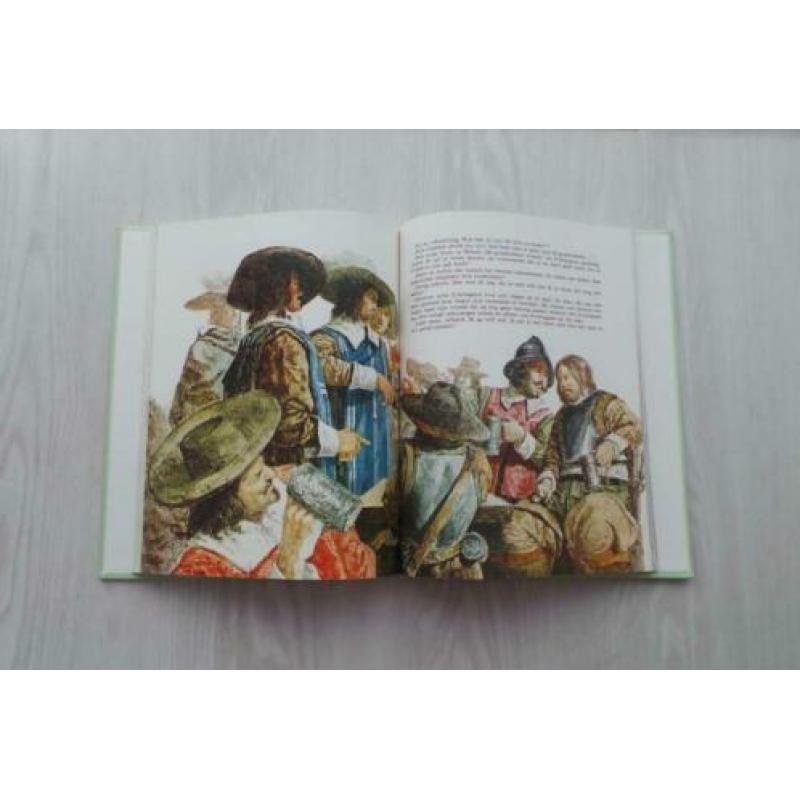 De Drie Musketiers door Alexandre Dumas Uitgeverij Lekturama