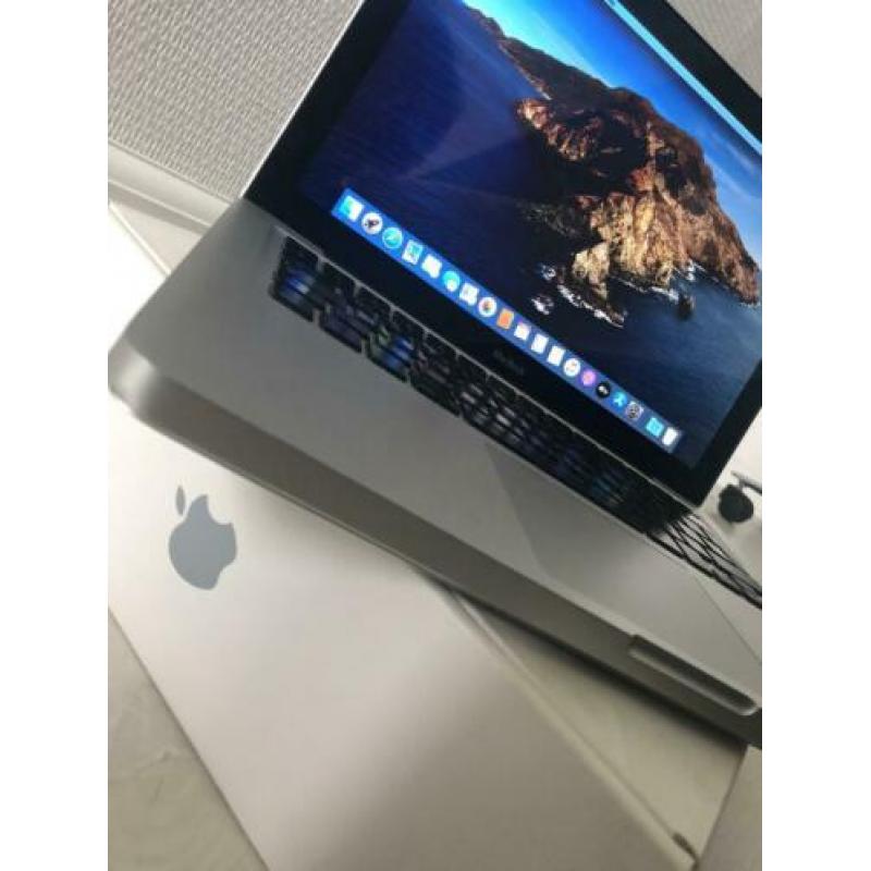 MacBook Pro - MacOS Catalina - SSD