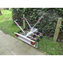 Fietsendrager Spinder Condor. Voor 3 fietsen. kantelbaar