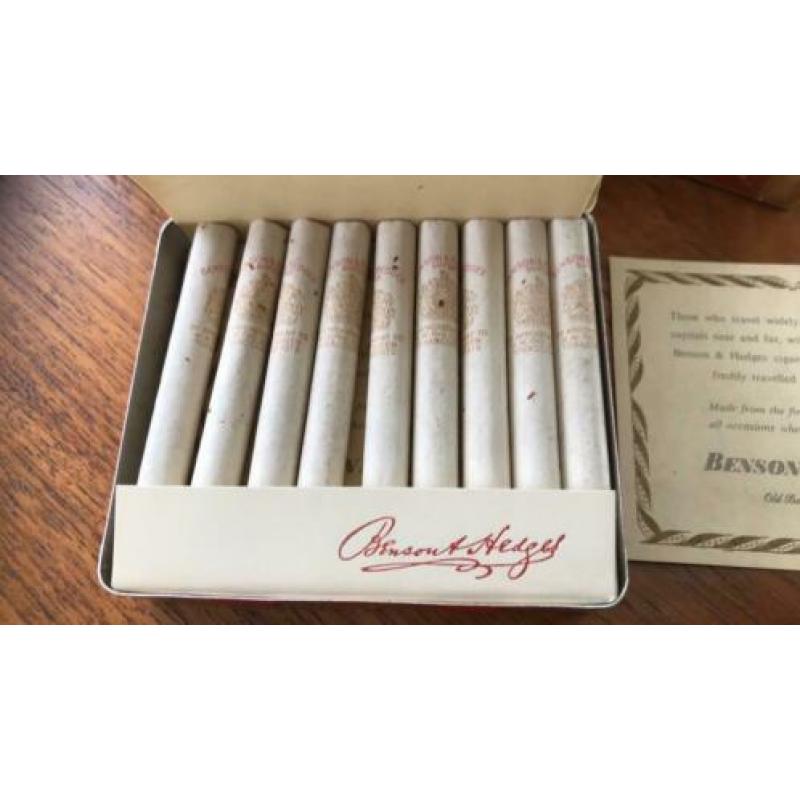 Benson and hedges Oude sigaretten uit 1967.