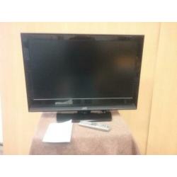 Nette Televisie JVC 32 INCH LCD met afstandbediening