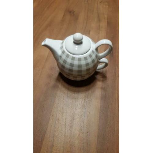 Theepot en kopje uit Barcelona