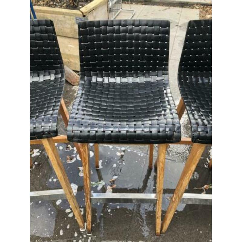 4 krukken voor €100