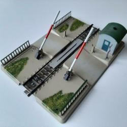 Nwe automatisch werkende overweg van Marklin nr. 7390'