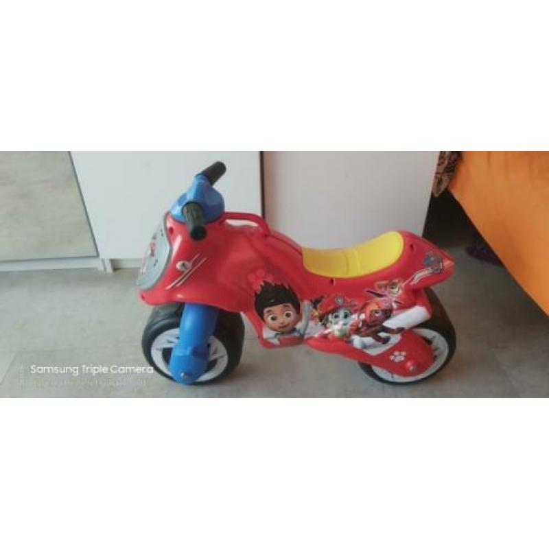 Paw patrol loop fiets motor