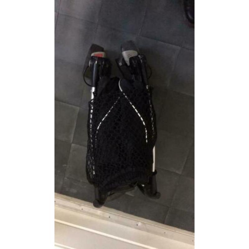 Buggy quinny Zapp zwart met regenhoes en draagzak