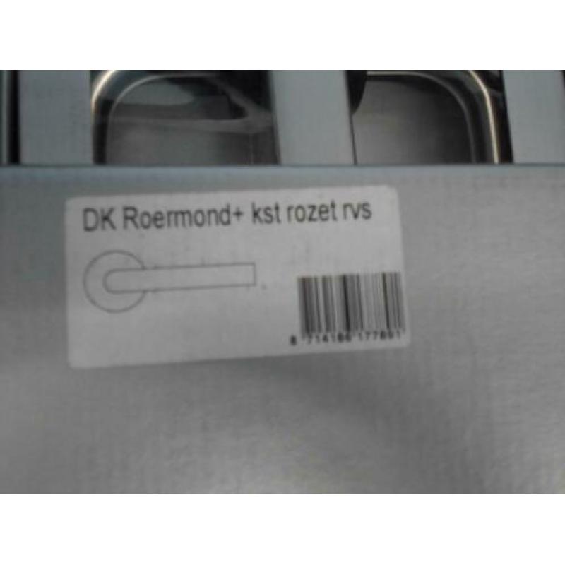 Partij deurklinken en raamuitzetters inrichting verbouwing