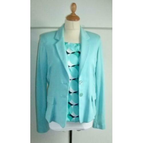 Mooi aqua stretch jasje van Expresso maat 38