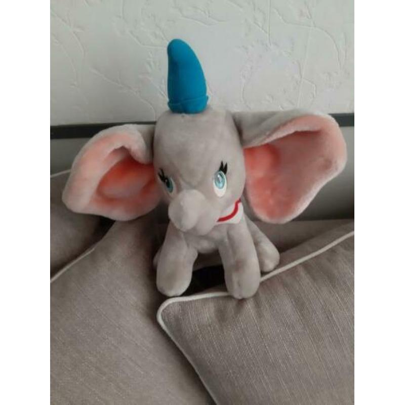 Dombo uit Euro Disney 35cm hoog