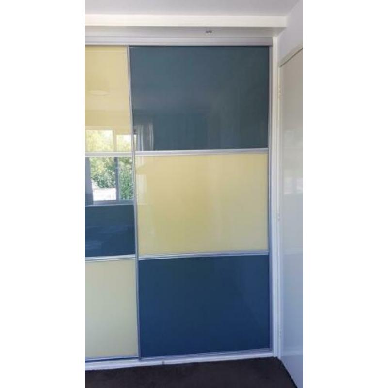 3 design glazen schuifdeuren. 101x230 cm