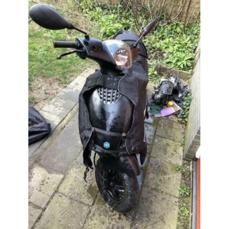 Piaggio zip