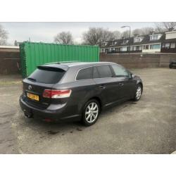 Toyota Avensis 2.0 16V Vvt-i Wagon CVT 2009 Grijs