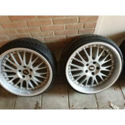 RH Crossline velgen 2-delig 18 inch