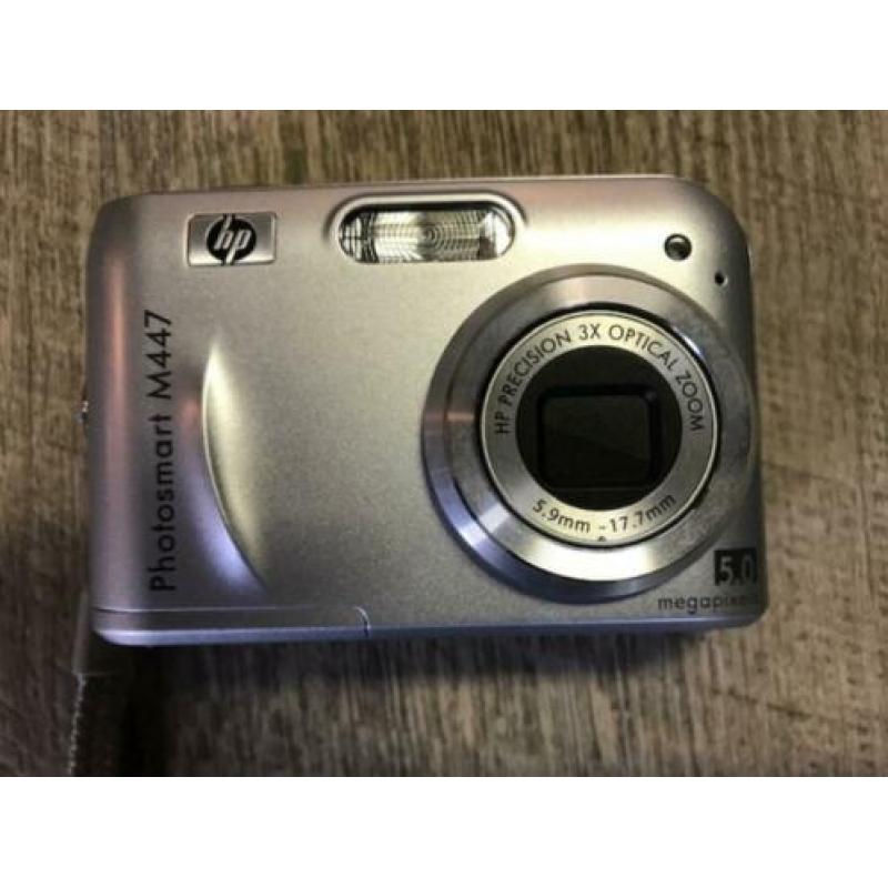 aangeboden, 4 foto camera's