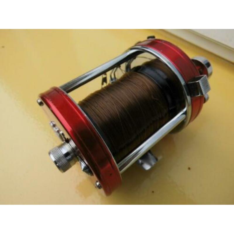 Te koop Abu 7000 reel rechtshandig