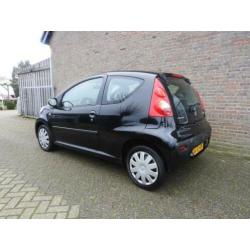 Peugeot 107 1.0-12V XS | Elek. pakket| Nette auto!
