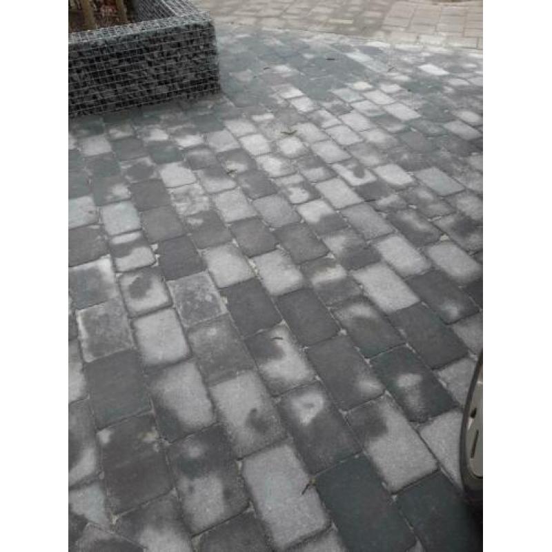 terras stenen 20 x 30 cm.