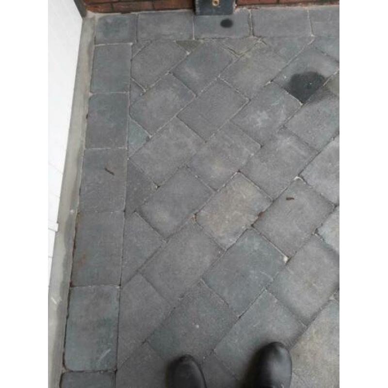 terras stenen 20 x 30 cm.