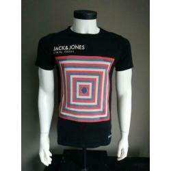 Jack and Jones shirt. Zwart met opdruk. Maat M.