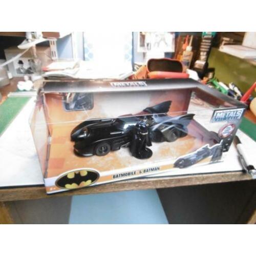Batmobile & Batman metals die cast 2019 jadan toys usa 20 x